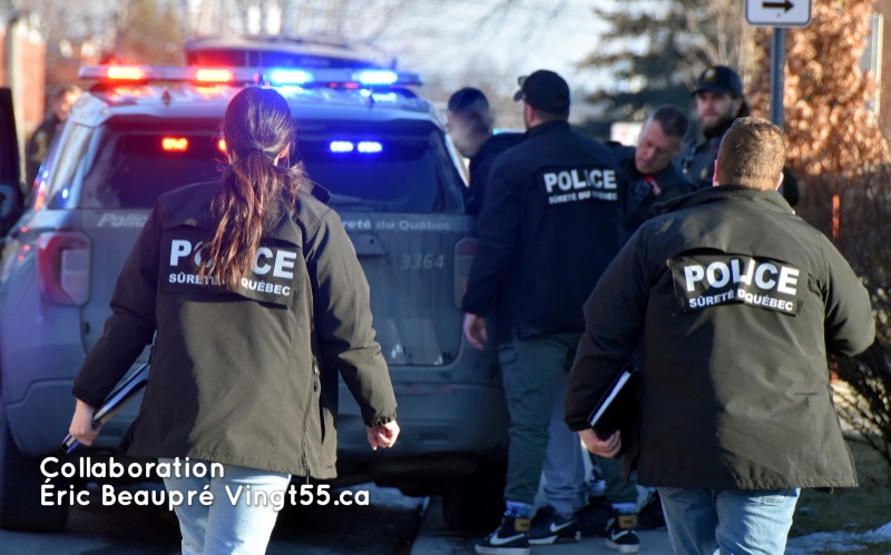 Arrestation Centre Ville Crédit photo Eric Beaupré Vingt55 (8)1W 