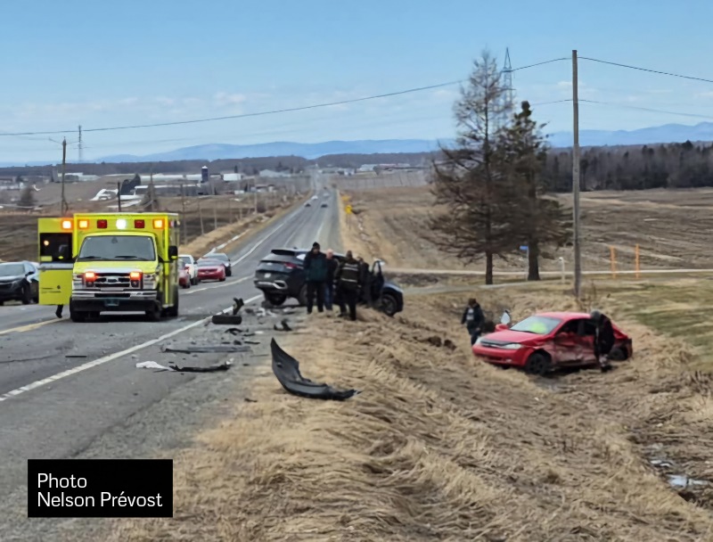 Quatre blessés dans un accident sur la route 279 à Saint-Charles-de-Bellechasse