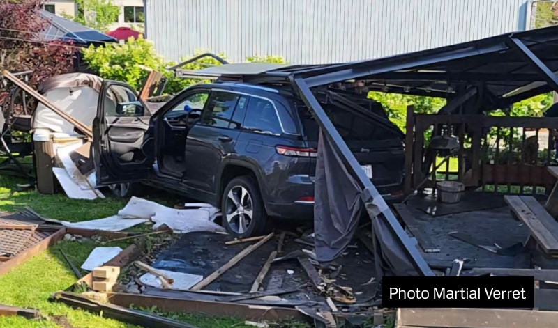 Messenger creation 7962ADC8 5EE2 4BBF AB41 FF4910EE5B9C1W