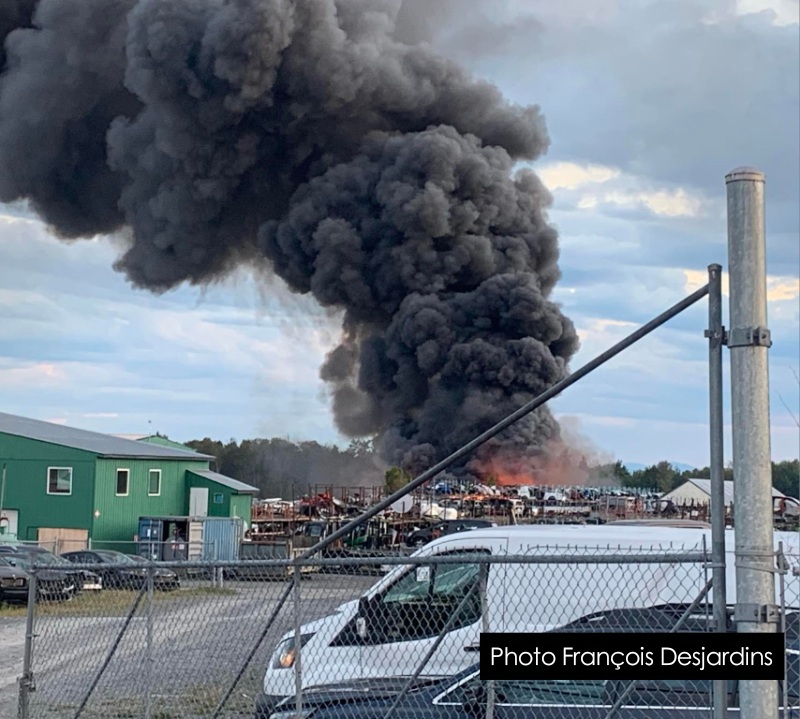 Incendie majeur chez pièces d'autos Fernand Bégin en Beauce l'entreprise donne plus de détails 